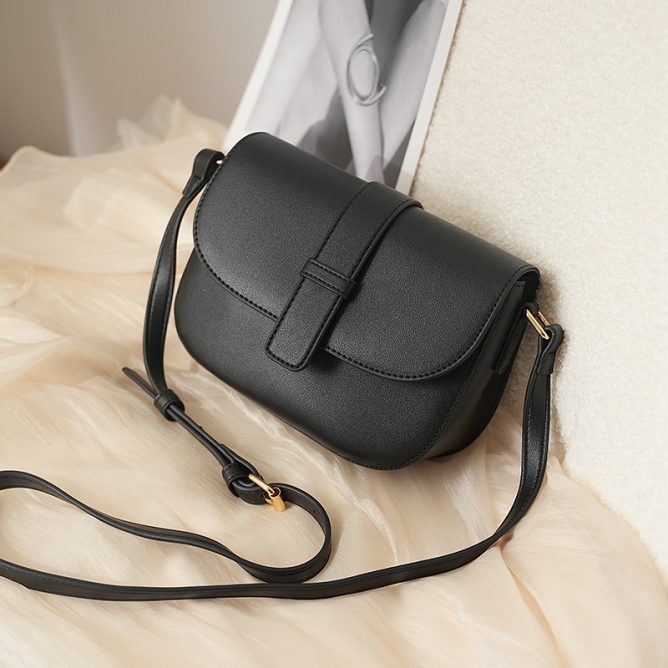 Small Square Flap Shoulder Crossbody Bag